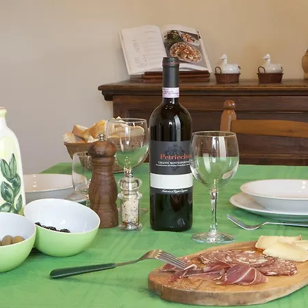 Fattoria Poggio Capponi *